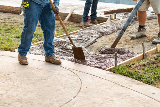 Best Concrete Driveway Installation  in Kimberling City, MO
